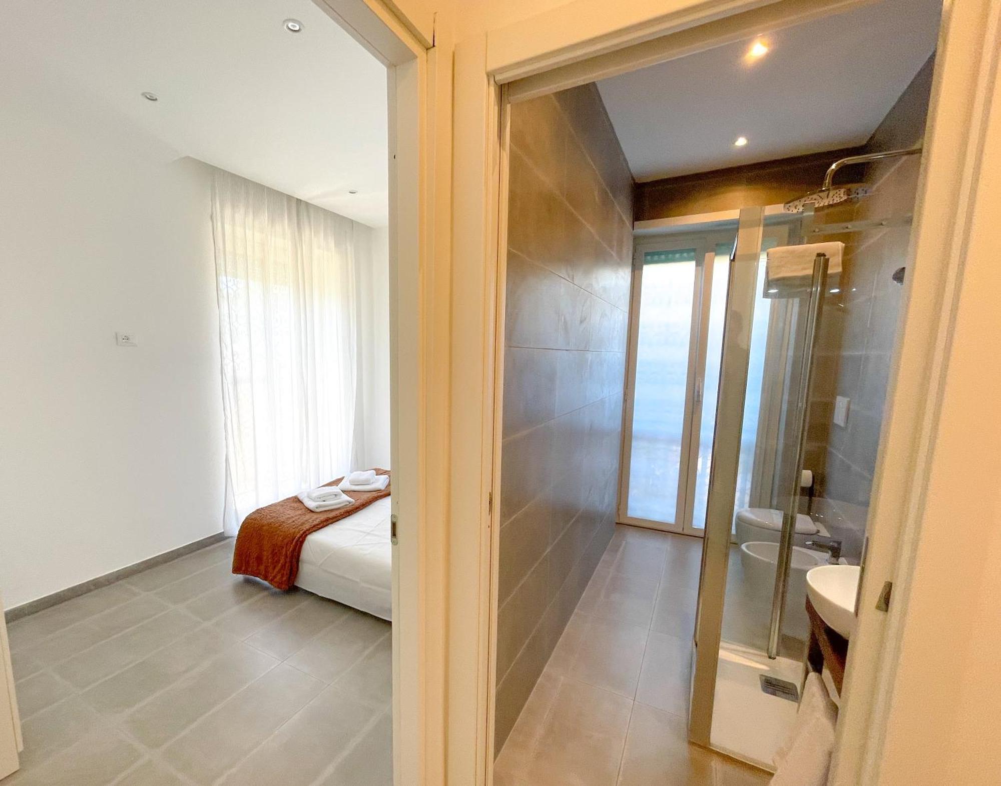 Appartement K-fofo - Steps From Station, & Town Center Anzio